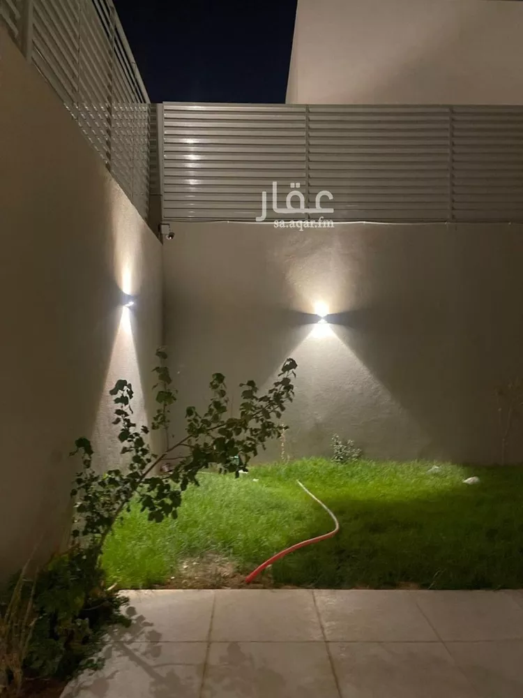 فيلا للبيع في شارع ابي المكارم بن مفرج, حي عكاظ, مدينة الرياض, منطقة الرياض صورة 3
