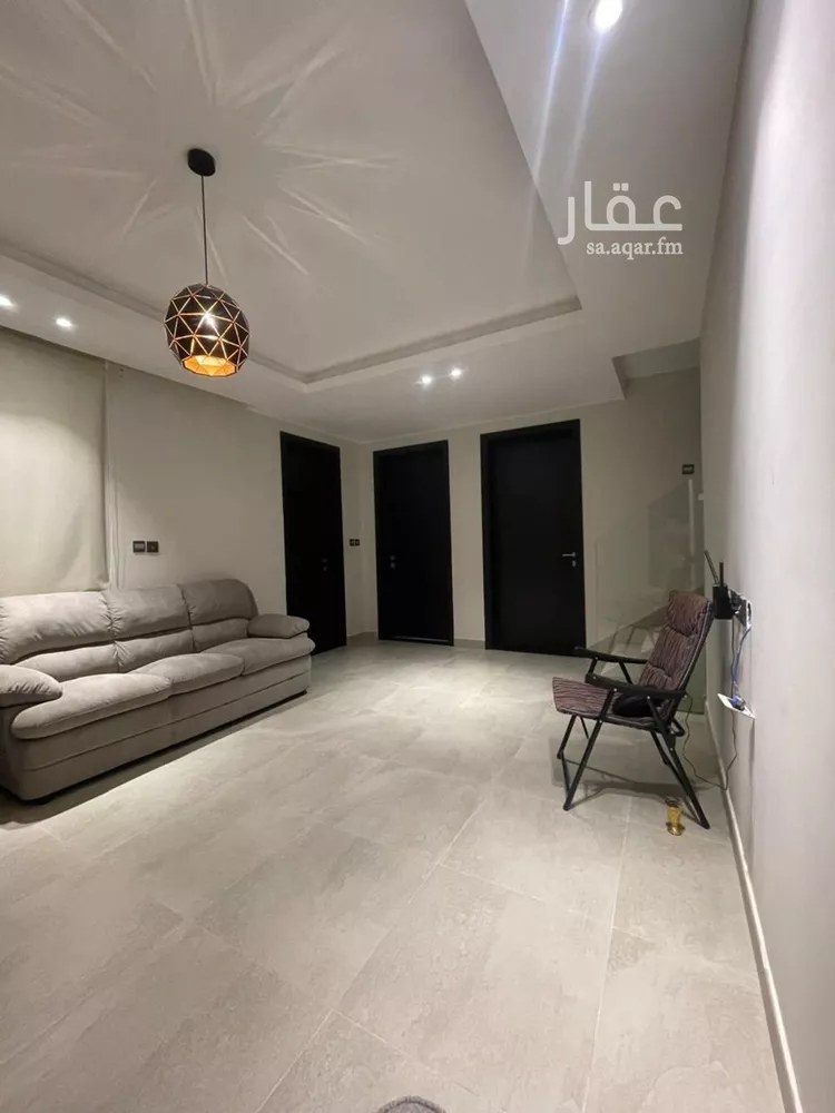 فيلا للبيع في شارع ابي المكارم بن مفرج, حي عكاظ, مدينة الرياض, منطقة الرياض صورة 2