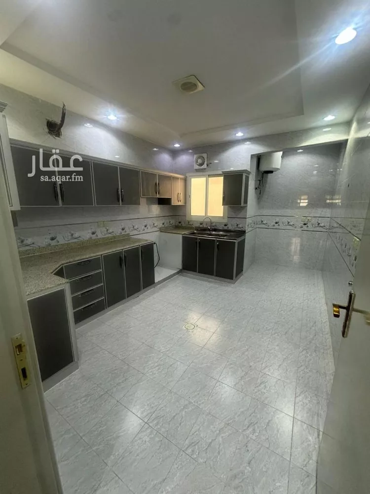 شقة للإيجار في شارع الدِّرع, حي المهدية, مدينة الرياض, منطقة الرياض