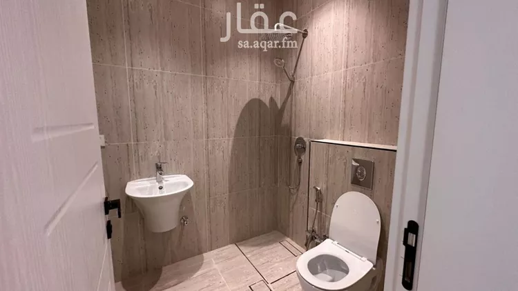 شقة للإيجار في شارع فضيله الشيخ احمد عزت, حي النرجس, مدينة الرياض, منطقة الرياض صورة 2