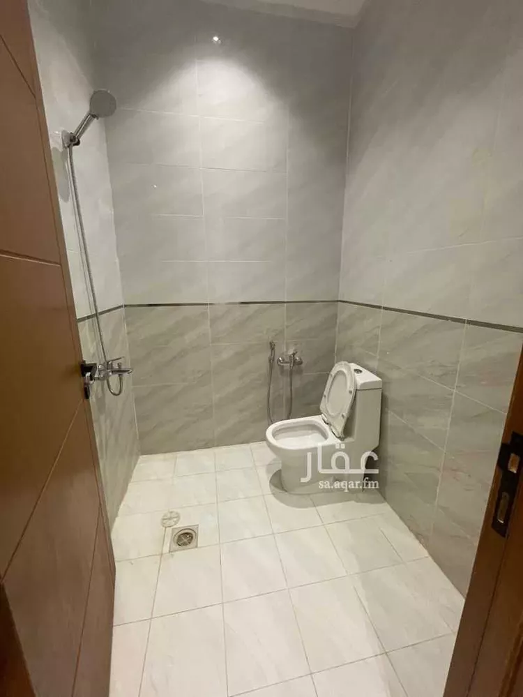 دور للبيع في شارع يونس الرشيدي, حي الرمال, مدينة الرياض, منطقة الرياض صورة 2