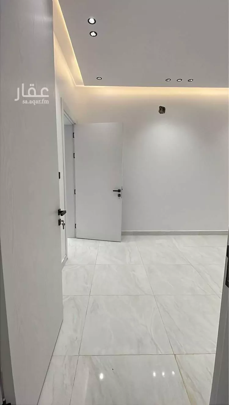 فيلا للبيع في شارع الصيرفي, حي النظيم, مدينة الرياض, منطقة الرياض