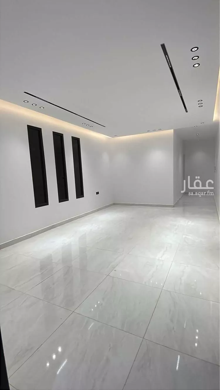 فيلا للبيع في شارع الصيرفي, حي النظيم, مدينة الرياض, منطقة الرياض صورة 2