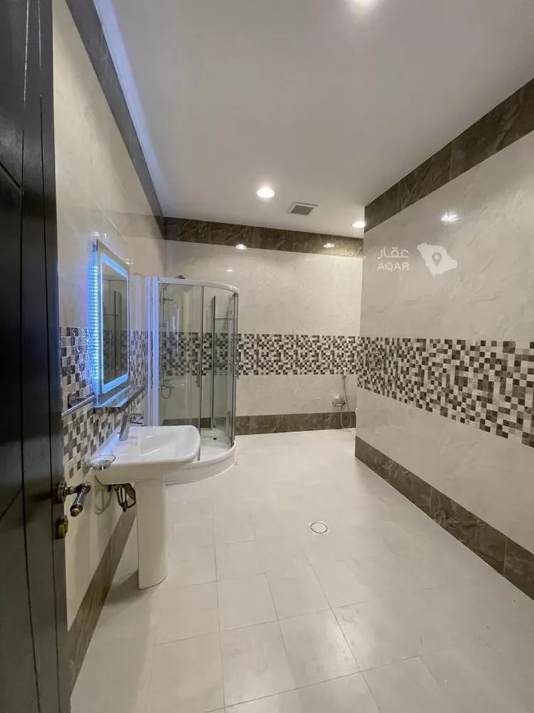 شقة للإيجار في شارع مدائن صالح, حي العليا, مدينة الرياض, منطقة الرياض 2
