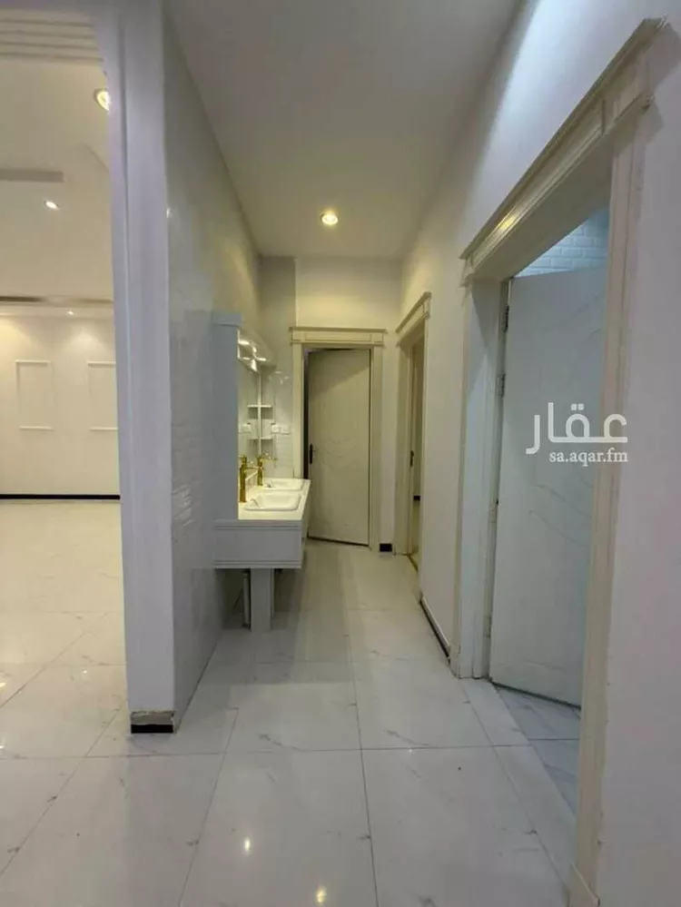 فيلا للإيجار في شارع احمد بن سعادة, حي الرمال, مدينة الرياض, منطقة الرياض