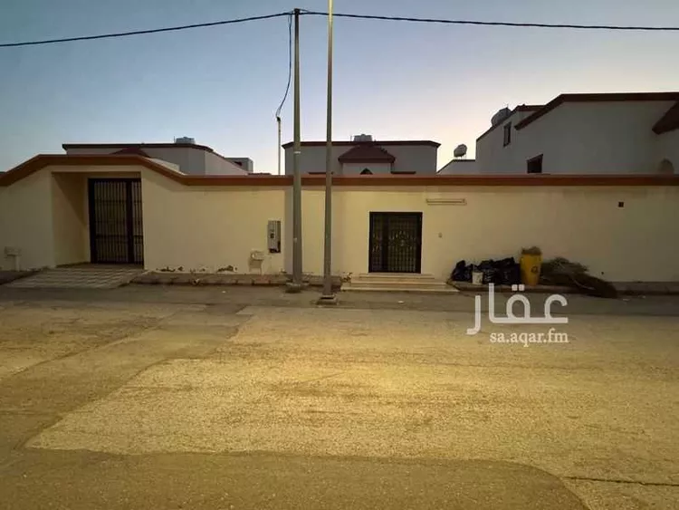 فيلا للإيجار في شارع شارع رقم 304, مدينة الزلفي, منطقة الرياض
