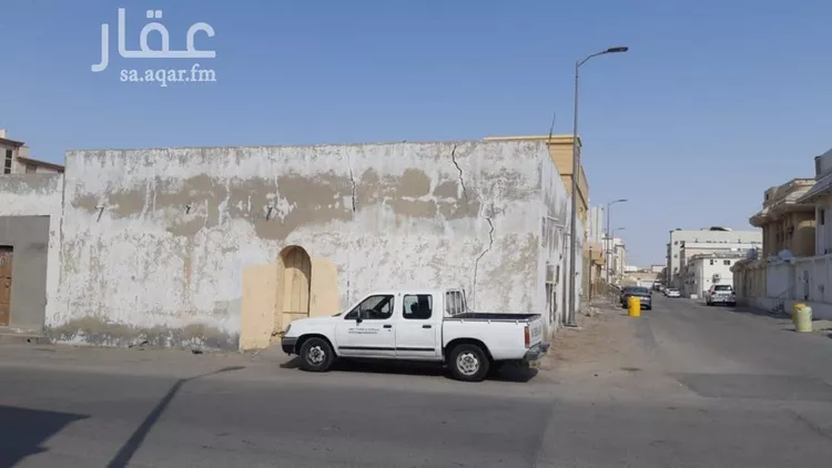 دور للبيع في شارع عنيزة, حي الرقيقة, مدينة الاحساء, المنطقة الشرقية