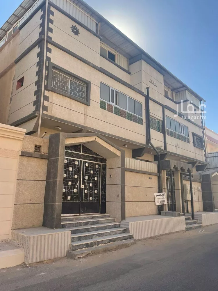 عمارة للإيجار في شارع آمنه بنت عنان, حي الوسيطة, مدينة الاحساء, المنطقة الشرقية