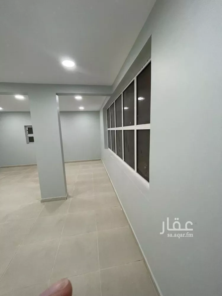 مكتب تجاري للإيجار في شارع المنصور بن أبي عامر, حي الإسكان1, مدينة الاحساء, المنطقة الشرقية صورة 2