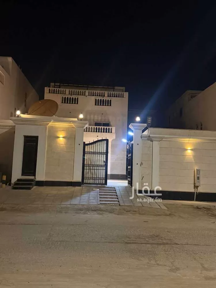 فيلا للبيع في شارع النابغه الشيباني, حي الصواري, مدينة الخبر, المنطقة الشرقية