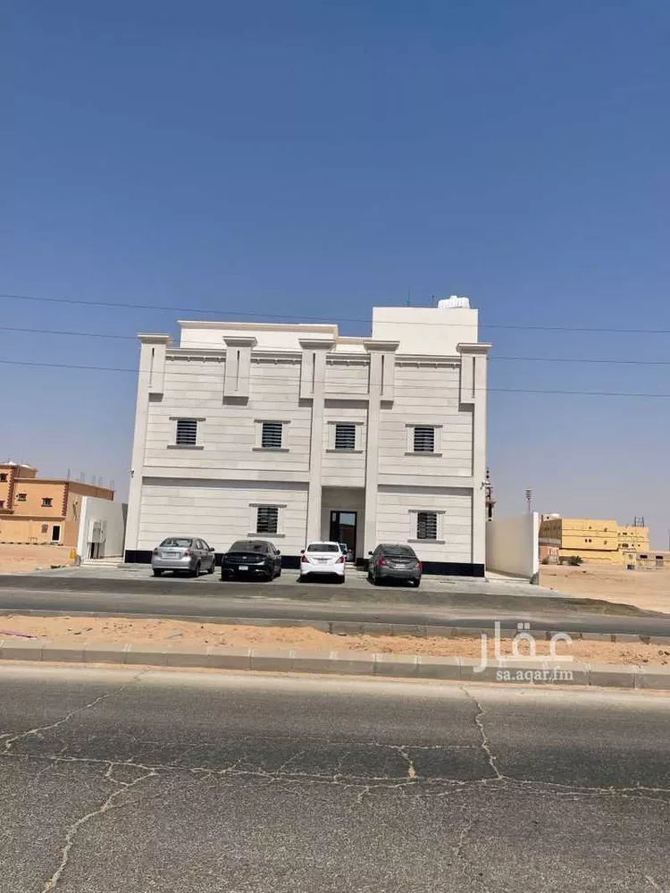 عمارة للبيع في شارع النابغة الجعدي, حي غرناطة, مدينة حفر الباطن, المنطقة الشرقية