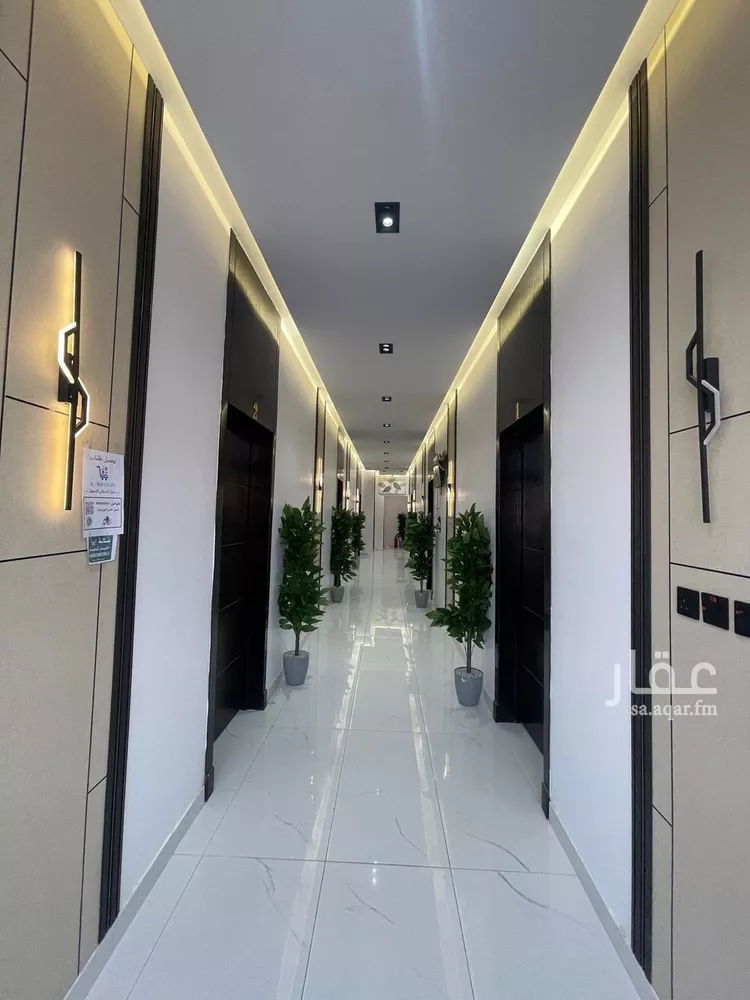 عمارة للبيع في شارع ابن ماجه, حي المحمدية, مدينة حفر الباطن, المنطقة الشرقية 8