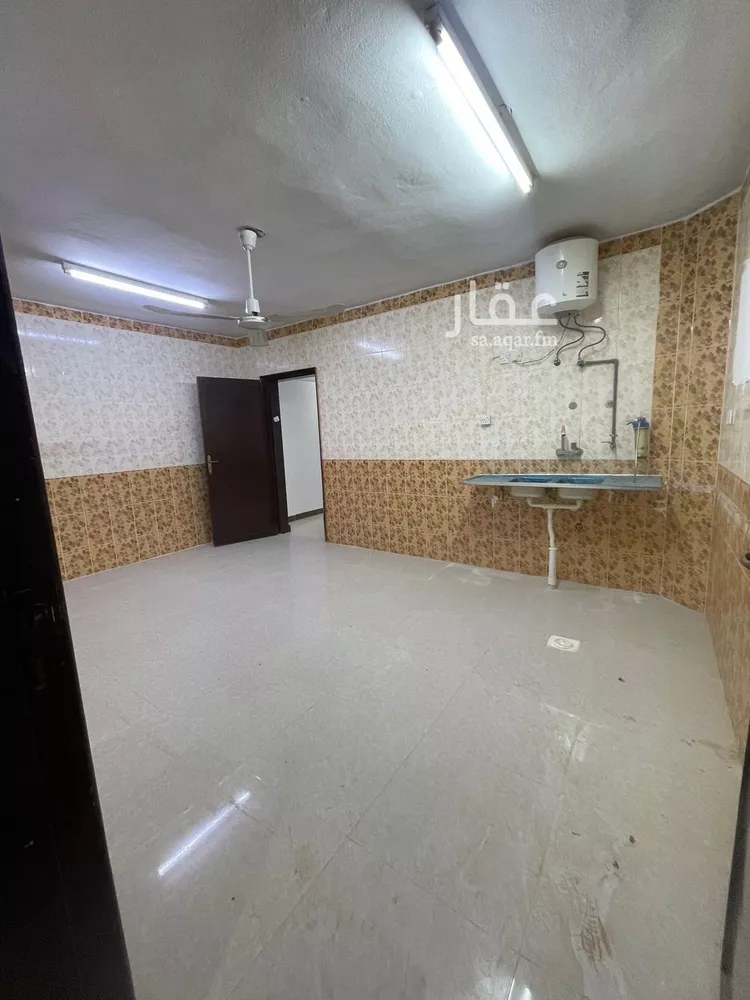 دور للإيجار في شارع المصيف 91, حي المصيف, مدينة حفر الباطن, المنطقة الشرقية 24