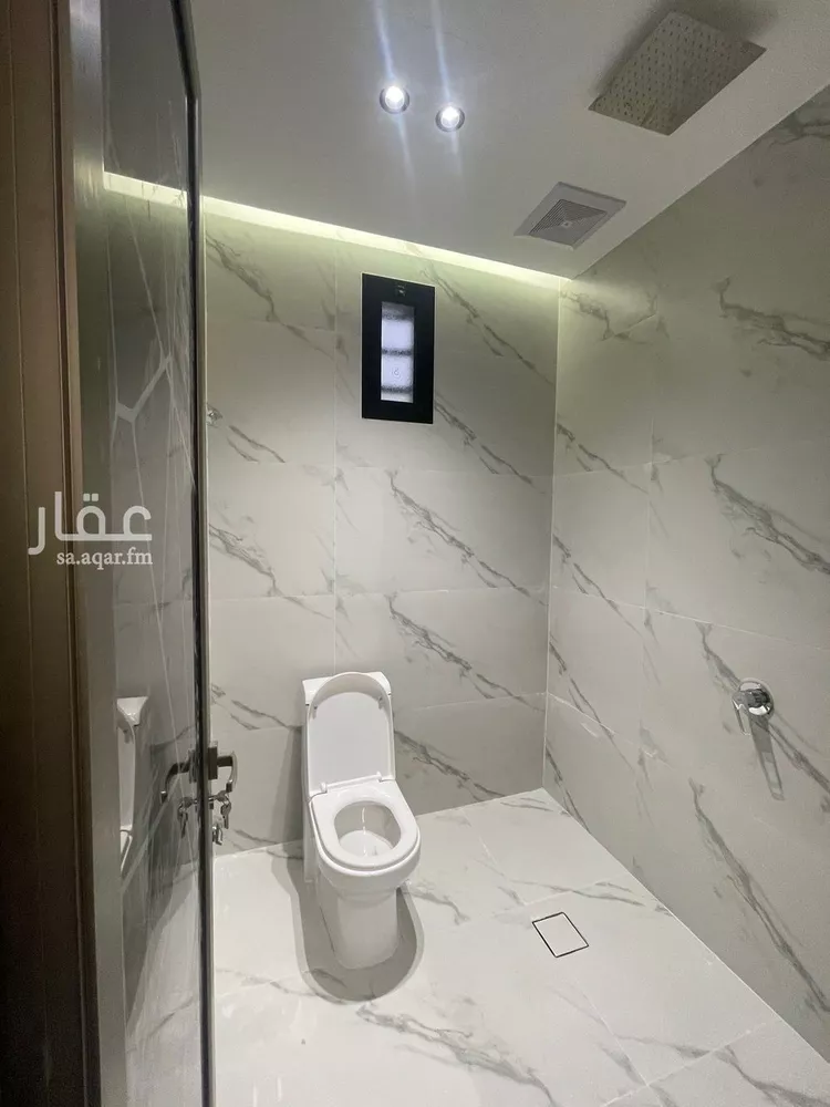 فيلا للبيع في شارع الفضائل, حي النخيل, مدينة حفر الباطن, المنطقة الشرقية 11