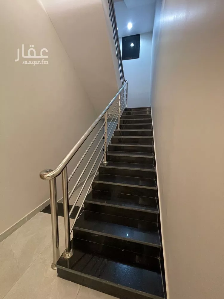 عمارة للبيع في شارع سعد بن ابي وقاص, حي المحمدية, مدينة حفر الباطن, المنطقة الشرقية 7