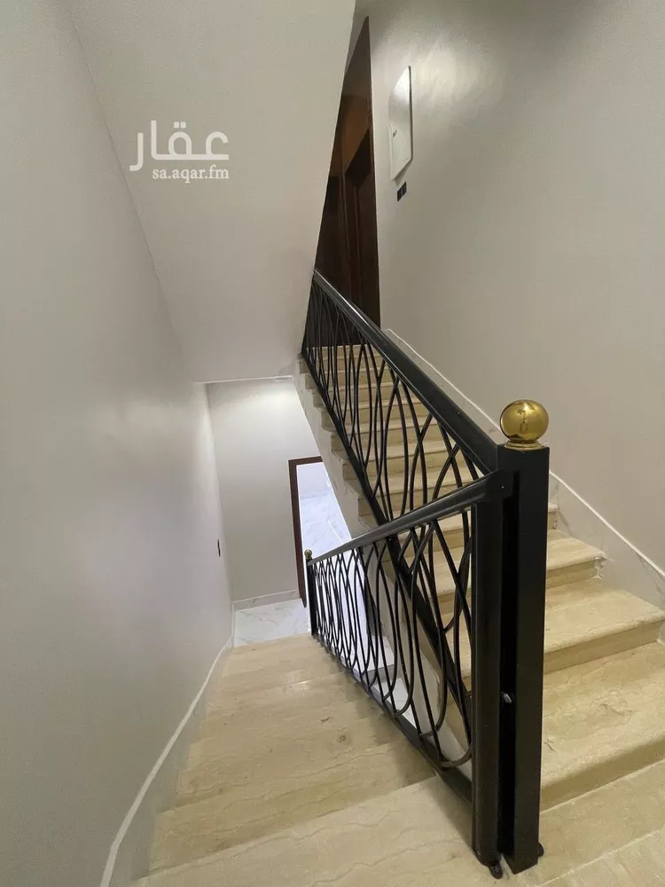 فيلا للبيع في شارع اليرموك 62, حي اليرموك, مدينة حفر الباطن, المنطقة الشرقية 28