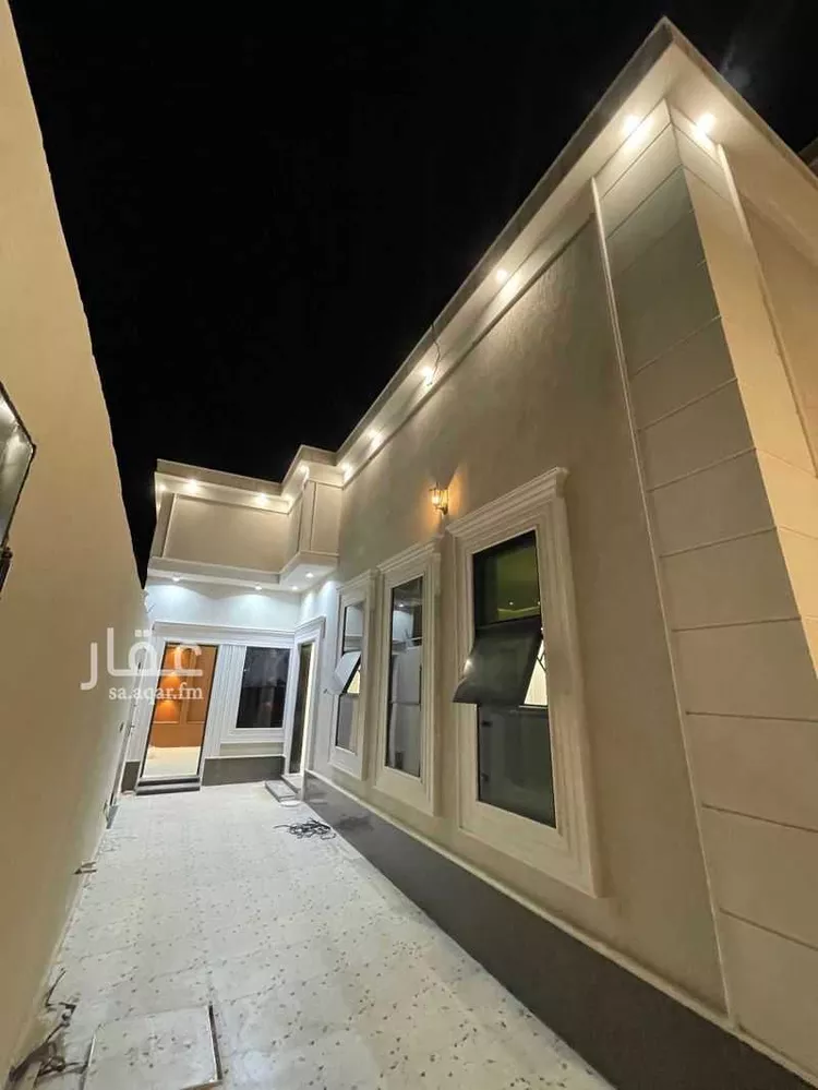 عمارة للبيع في شارع اليرموك 65, حي اليرموك, مدينة حفر الباطن, المنطقة الشرقية صورة 2