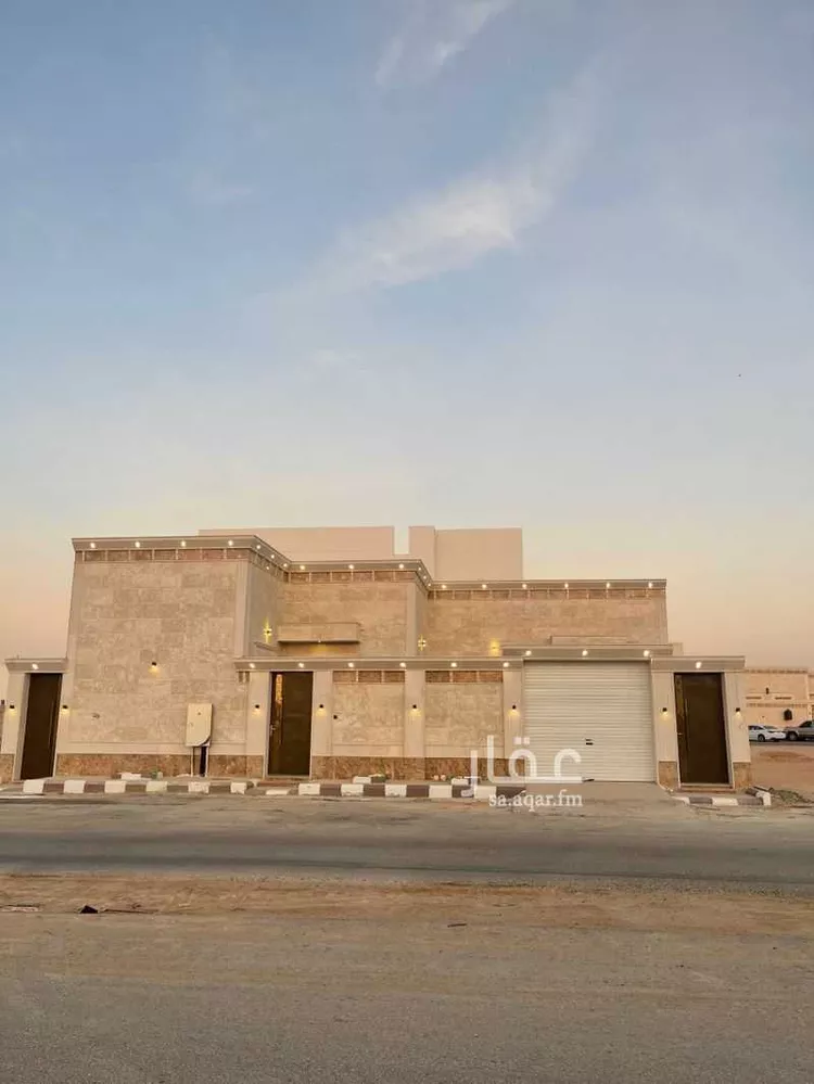 عمارة للبيع في شارع انس الحارثي, حي اليرموك, مدينة حفر الباطن, المنطقة الشرقية