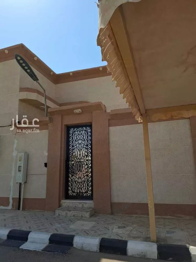 دور للبيع في شارع الريان 86, حي الريان, مدينة حفر الباطن, المنطقة الشرقية صورة 2