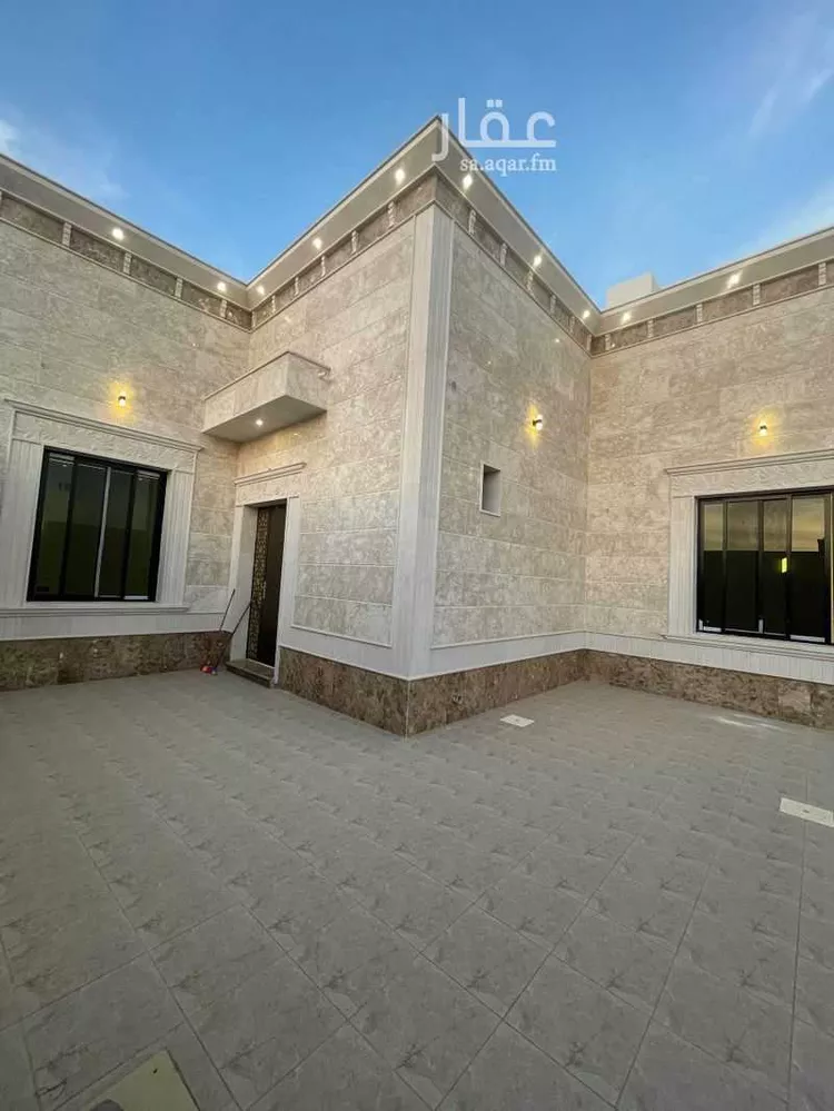 عمارة للبيع في شارع انس الحارثي, حي اليرموك, مدينة حفر الباطن, المنطقة الشرقية صورة 3