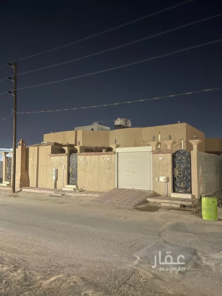 دور للبيع في شارع المحمدية 210, حي المحمدية, مدينة حفر الباطن, المنطقة الشرقية