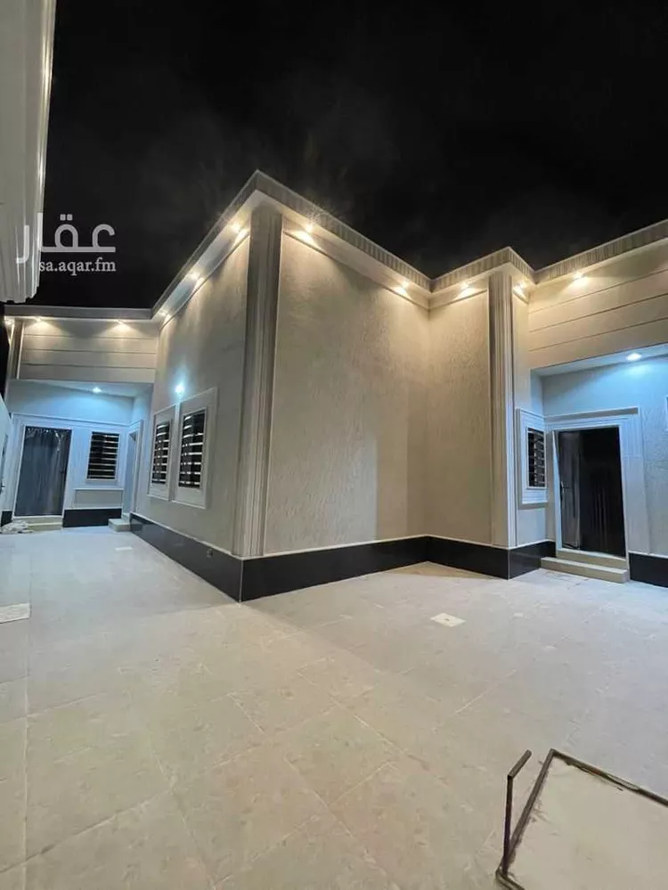 دور للبيع في شارع اليرموك 50, حي اليرموك, مدينة حفر الباطن, المنطقة الشرقية صورة 3