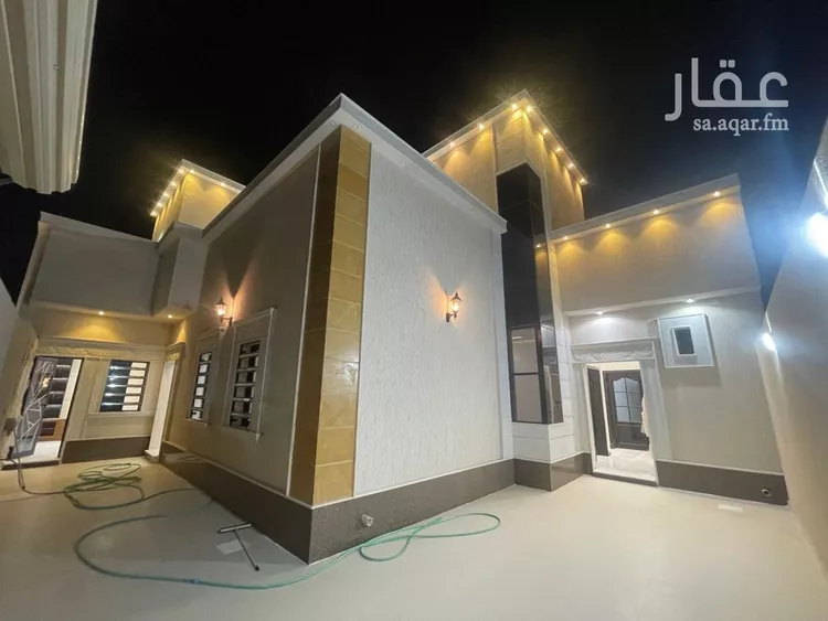 عمارة للبيع في حي الريان, مدينة حفر الباطن, المنطقة الشرقية صورة 2