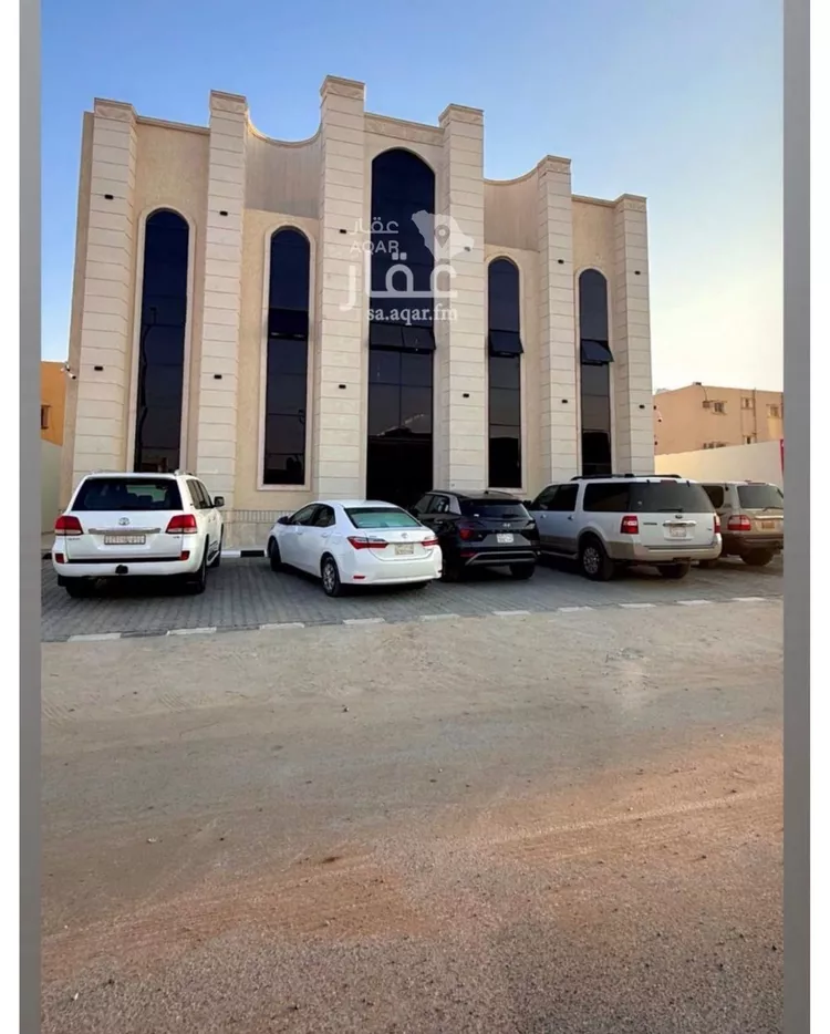 عمارة للإيجار في شارع ابن ماجه, حي المحمدية, مدينة حفر الباطن, المنطقة الشرقية