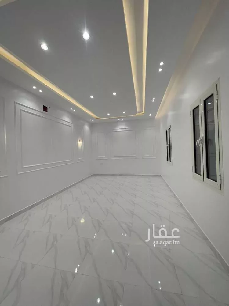 عمارة للبيع في شارع سعيد بن قيس, حي اليرموك, مدينة حفر الباطن, المنطقة الشرقية صورة 5