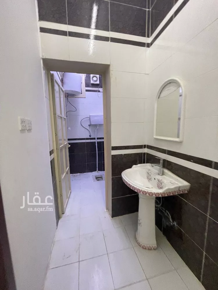 شقة للإيجار في شارع المحمدية 292, حي المحمدية, مدينة حفر الباطن, المنطقة الشرقية 12