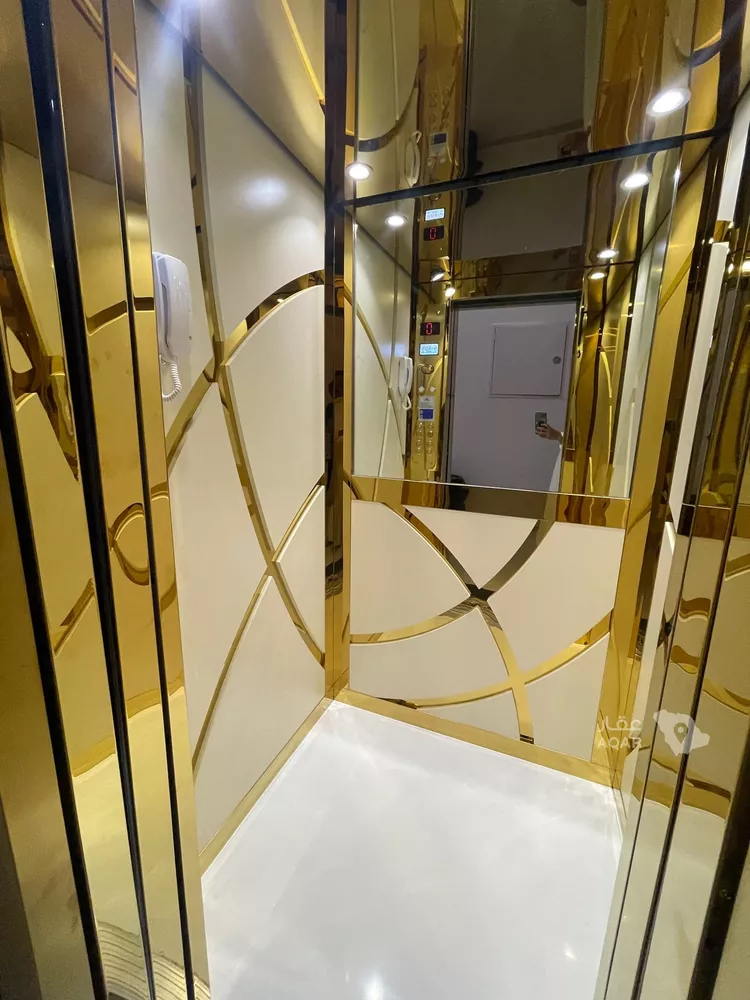 عمارة للبيع في شارع سعد بن ابي وقاص, حي المحمدية, مدينة حفر الباطن, المنطقة الشرقية 8
