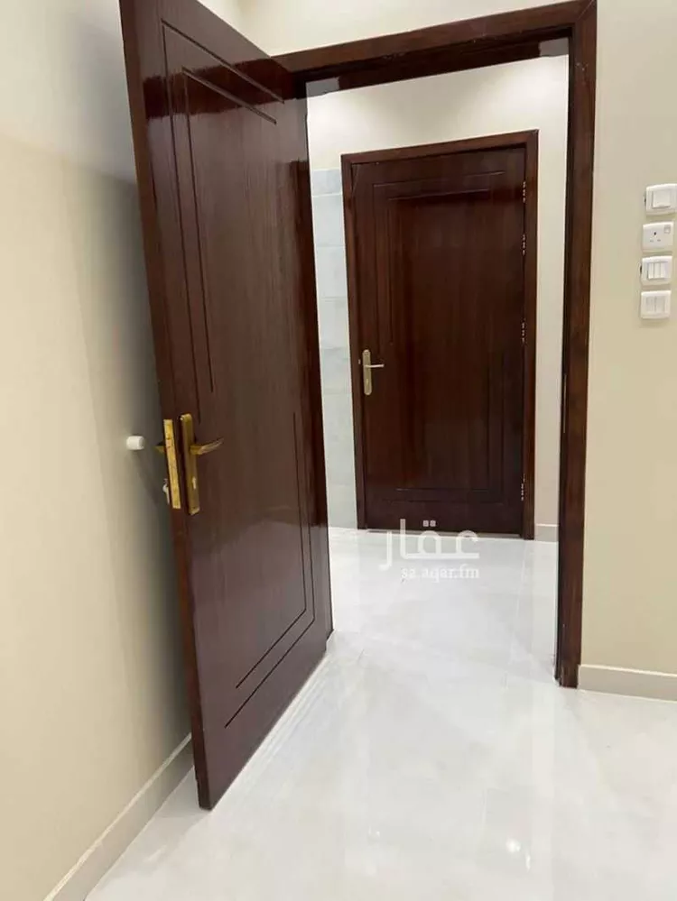 عمارة للبيع في شارع يحيىى بن عبدالرحمن السعيدي, حي نبلاء, مدينة المدينة المنورة, منطقة المدينة المنورة صورة 2