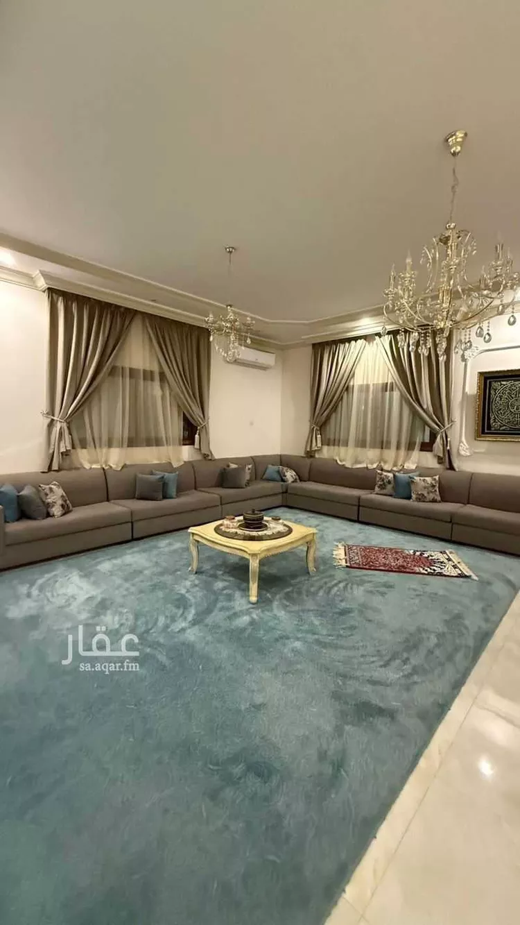 فيلا للبيع في شارع تميم ابن ابي الفتوح, حي الحلقة الشرقية, مدينة الطائف, منطقة مكة المكرمة