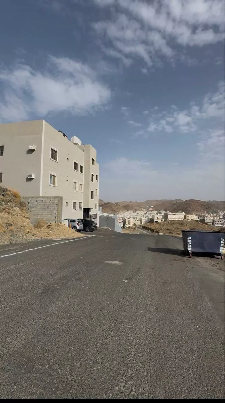 أرض للبيع في شارع ثابت ابن النعمان, حي الأخباب, مدينة الطائف, منطقة مكة المكرمة صورة 2