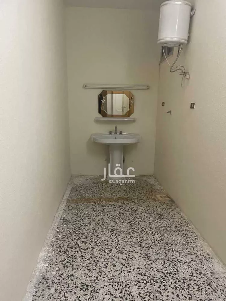 عمارة للبيع في شارع بئر هرماس, حي القطبية الغربية, مدينة امارة منطقة مكة المكرمة - الطائف, منطقة مكة المكرمة صورة 2
