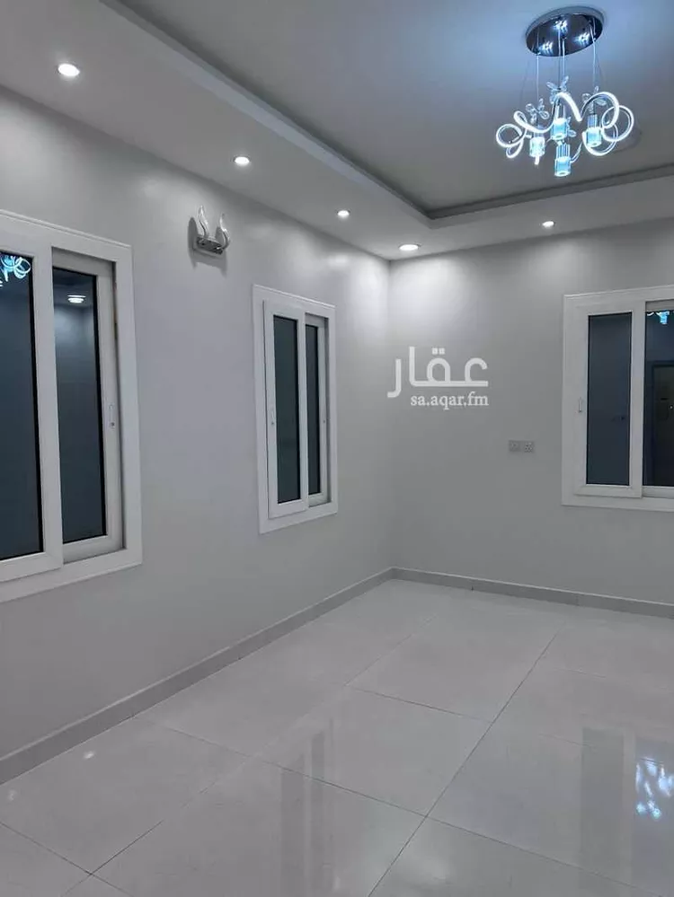 شقة للإيجار في شارع ام الركيب ، حي الورود ، ابها ، منطقة عسير