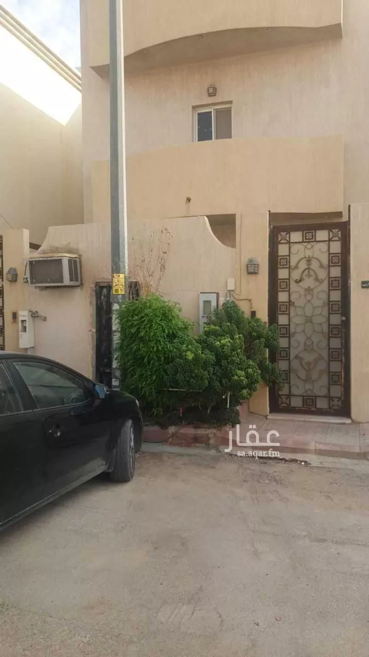 فيلا للبيع في شارع الفرش, حي إشبيلية, مدينة الرياض, منطقة الرياض صورة 2