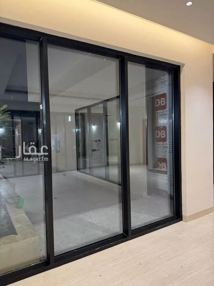 فيلا للبيع في شارع عبدالرحمن بن قاسم, حي ظهرة العودة شرق, مدينة الدرعية, منطقة الرياض صورة 2