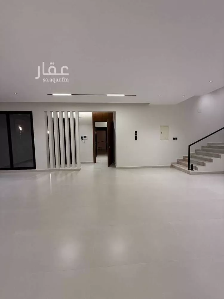 عمارة للبيع في شارع فرعي, حي العونية, مدينة عنيزة, منطقة القصيم صورة 4