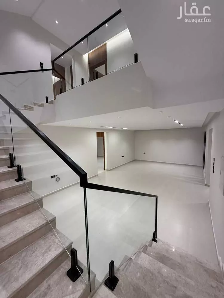عمارة للبيع في شارع فرعي, حي العونية, مدينة عنيزة, منطقة القصيم صورة 2