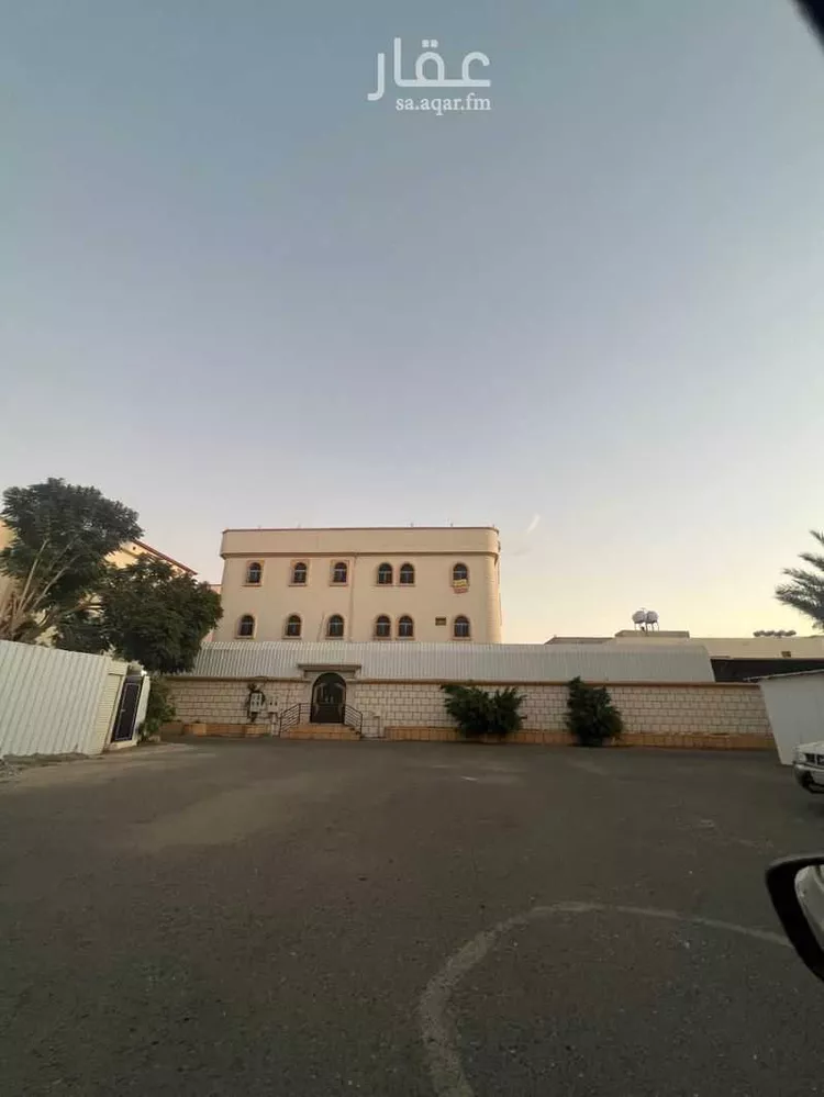 عمارة للبيع في شارع بدر 55, حي بدر, مدينة خميس مشيط, منطقة عسير صورة 3