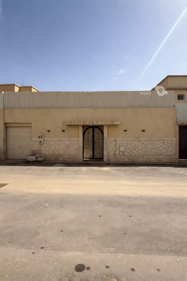فيلا للبيع في شارع أديمة, حي عليشة, مدينة الرياض, منطقة الرياض 15
