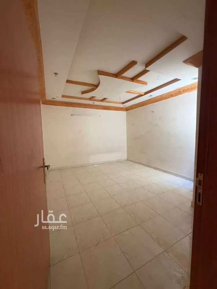 شقة للإيجار في شارع محمد بن عبدالمنعم الطائفي, حي العريجاء الأوسط, مدينة الرياض, منطقة الرياض صورة 4