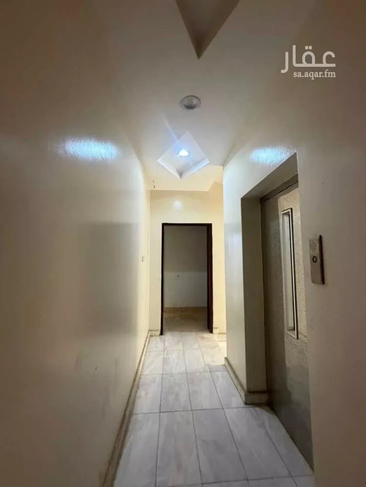 Commercial Office for Rent in Riyadh Al Uraija Al Gharbiyah