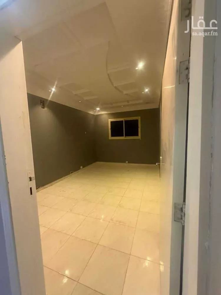 فيلا للإيجار في شارع محمد بن عبدالمنعم الطائفي, حي العريجاء الأوسط, مدينة الرياض, منطقة الرياض صورة 5