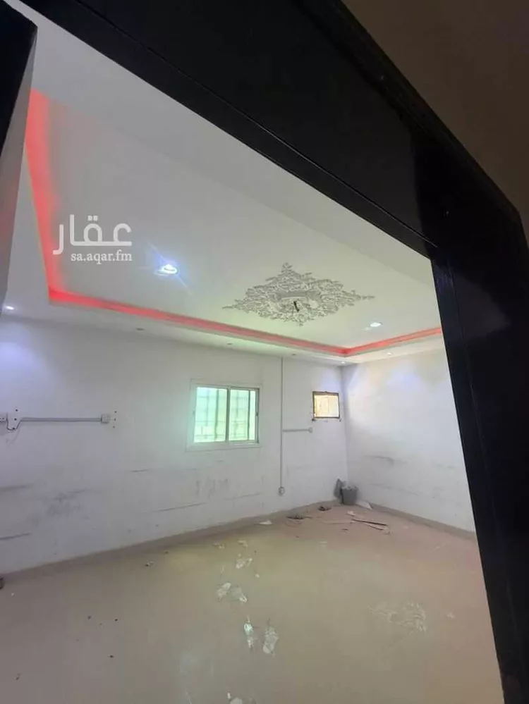 Commercial Office for Rent in Riyadh Al Uraija Al Gharbiyah صورة 2