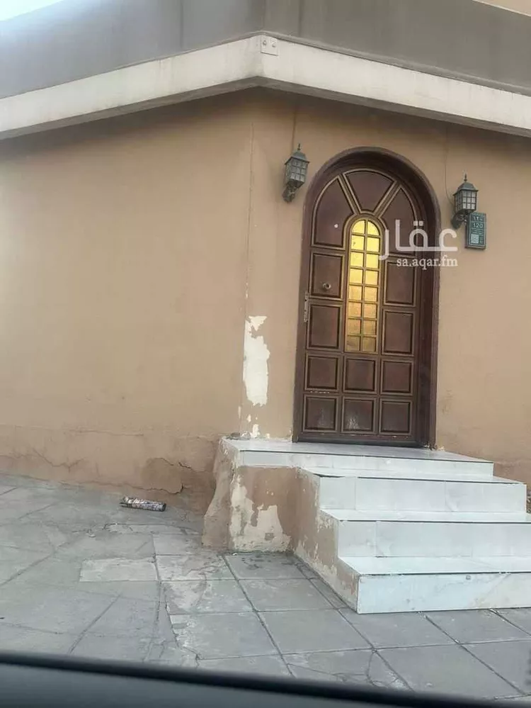 فيلا للبيع في شارع عمرو بن خالد, حي نمار, مدينة الرياض, منطقة الرياض