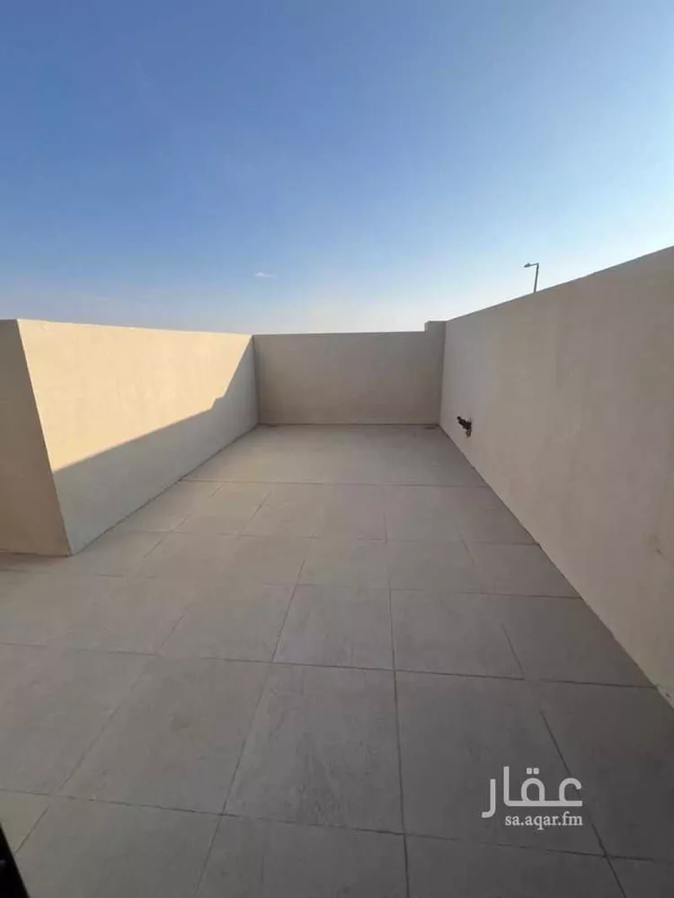 فيلا للبيع في شارع عباس الجوهري, حي عكاظ, مدينة الرياض, منطقة الرياض صورة 2