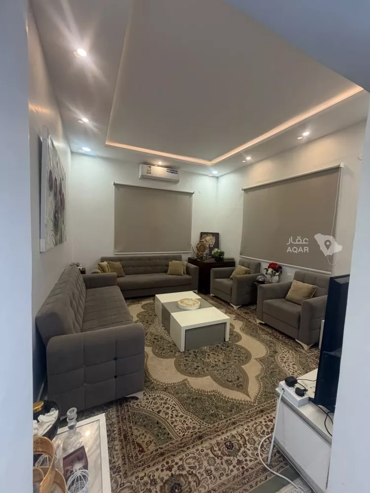 فيلا للبيع في شارع أديمة, حي عليشة, مدينة الرياض, منطقة الرياض 10
