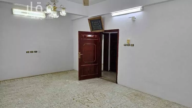 مستودع للإيجار في شارع 8227222, حي الأمل, مدينة بلجرشى, منطقة الباحة